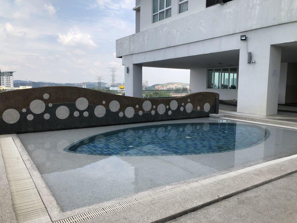 Yenni Duplex @ Decentrum, Kajang Serdang  Ngoại thất bức ảnh