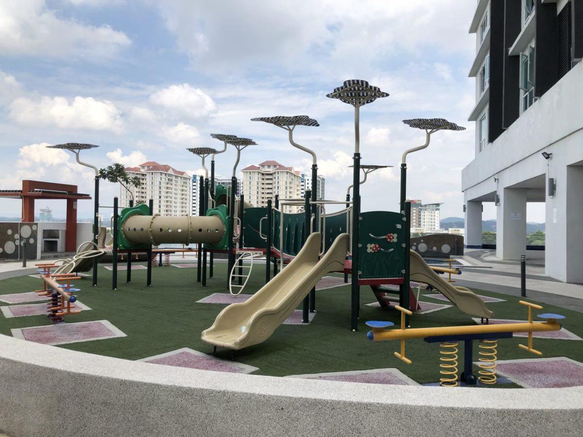 Yenni Duplex @ Decentrum, Kajang Serdang  Ngoại thất bức ảnh